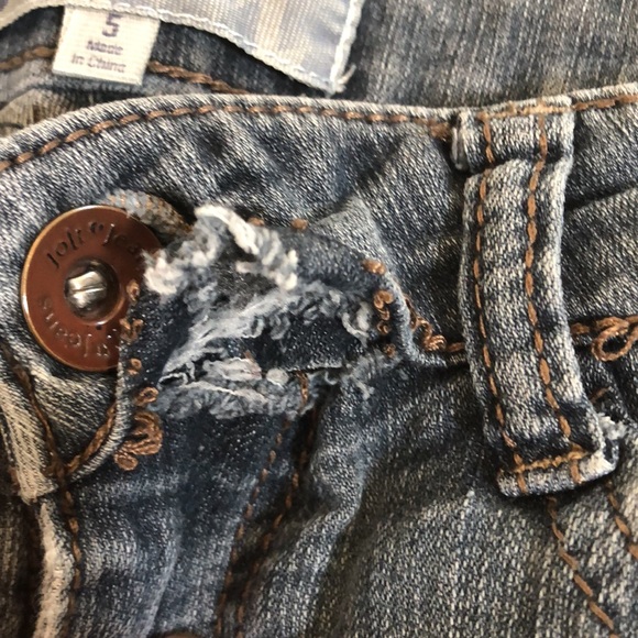 Jolt Distressed Jean size 5 - Picture 4 of 16